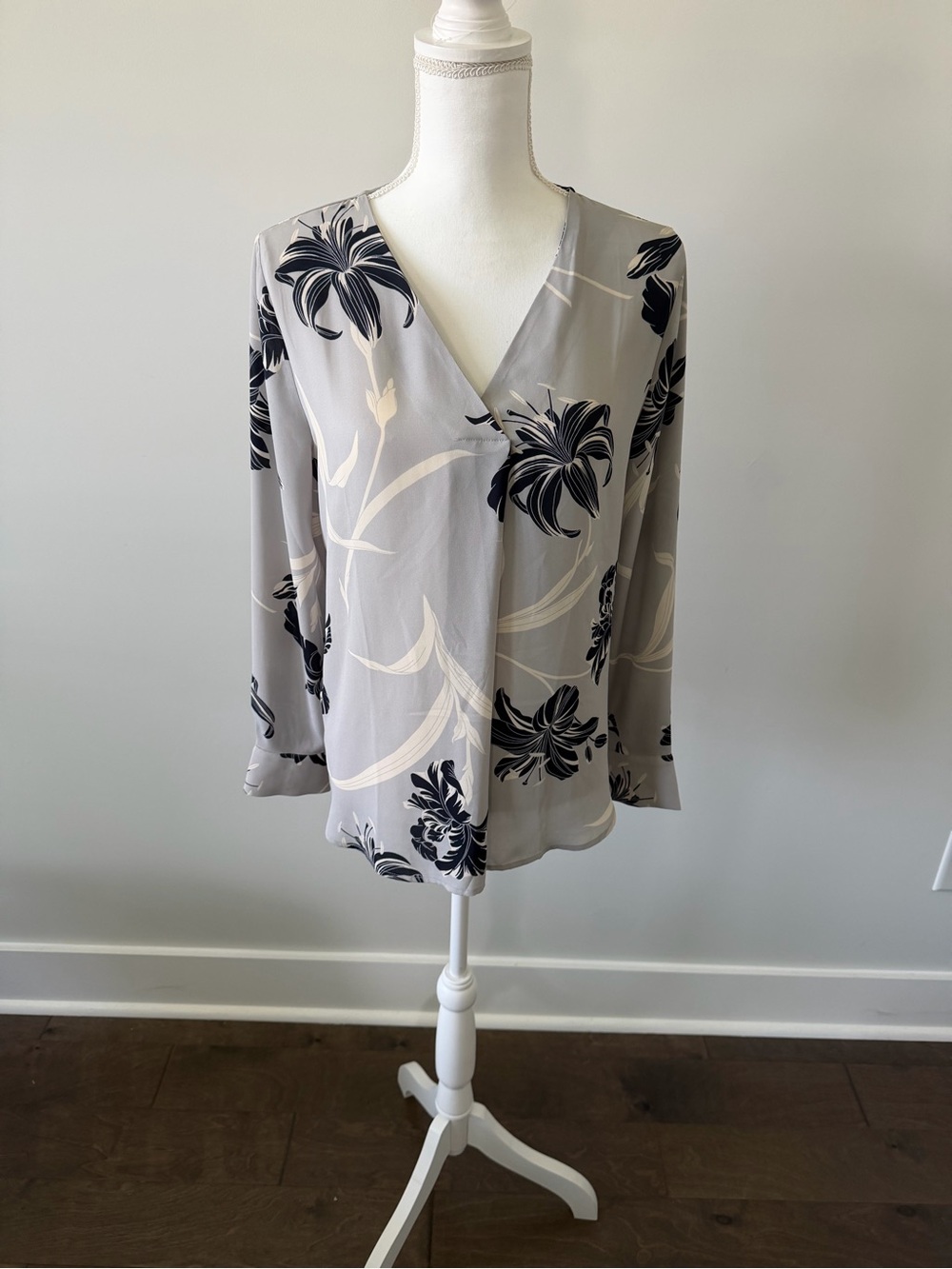 Ann Taylor Gray Floral Faux-Wrap Blouse